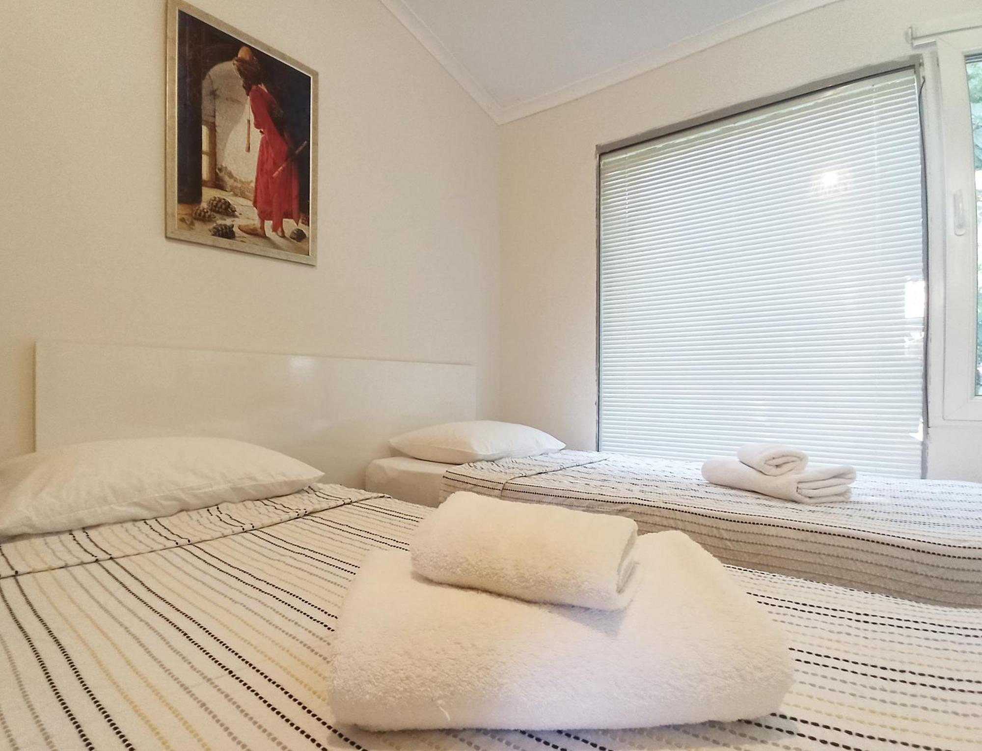 ギョジェク Daidala Life Bed & Breakfast エクステリア 写真