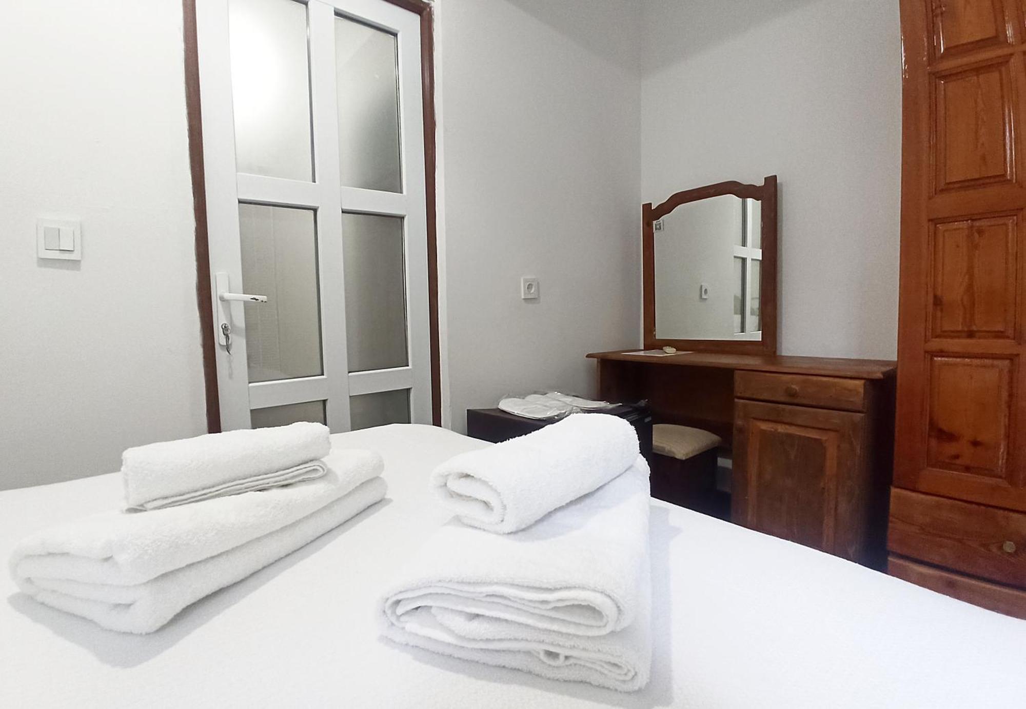 ギョジェク Daidala Life Bed & Breakfast エクステリア 写真