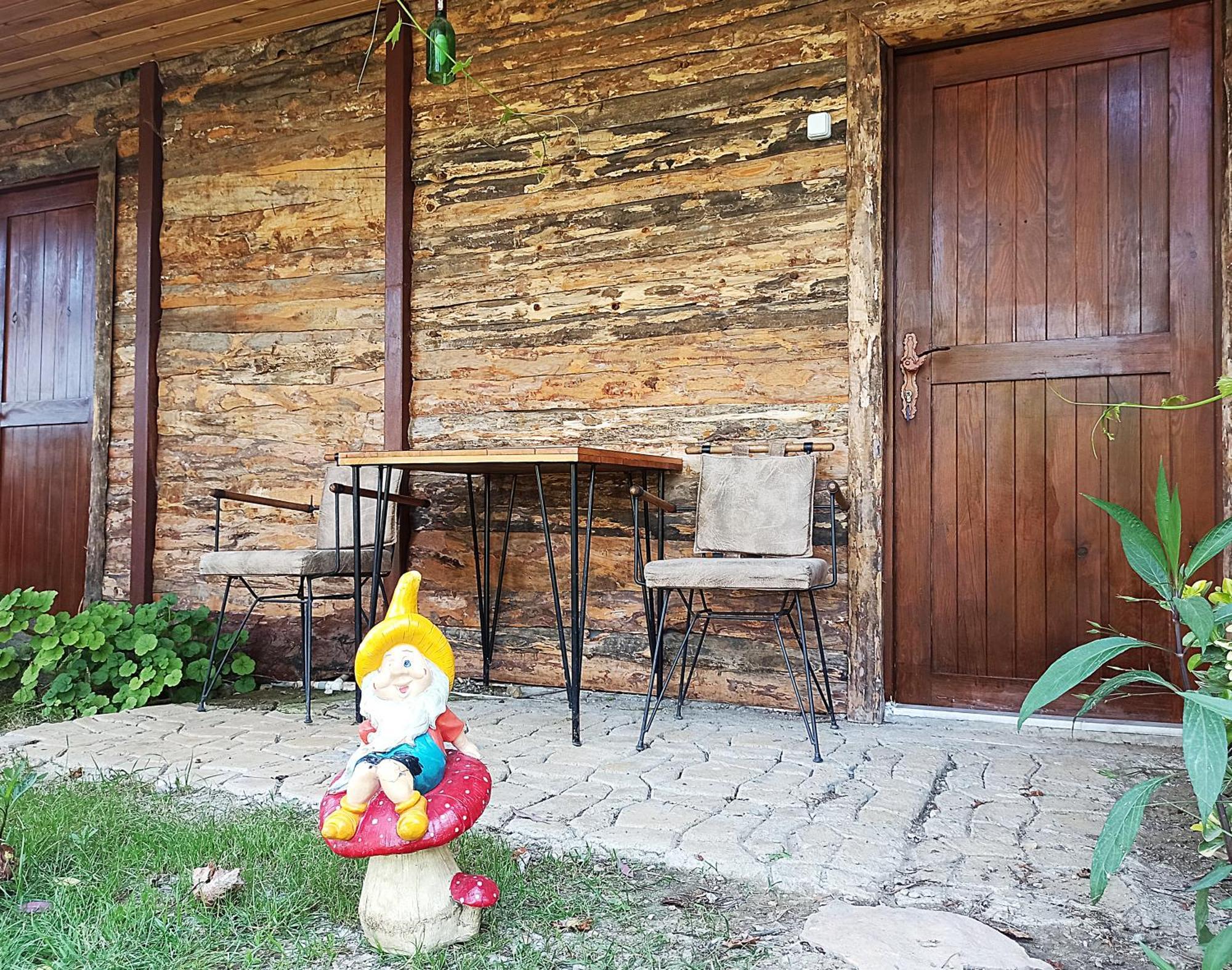 ギョジェク Daidala Life Bed & Breakfast エクステリア 写真